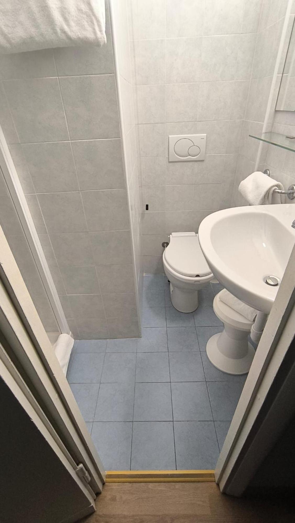 Hotel La Perla Del Capo Оспедалети Екстериор снимка