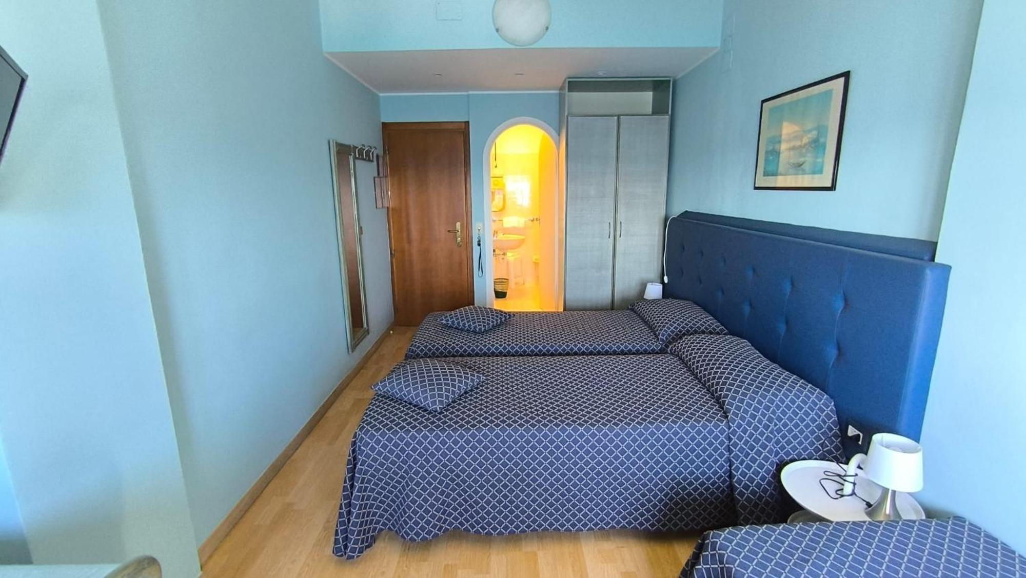 Hotel La Perla Del Capo Оспедалети Екстериор снимка