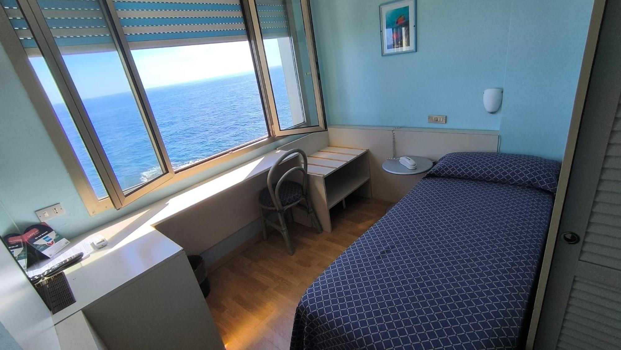Hotel La Perla Del Capo Оспедалети Екстериор снимка