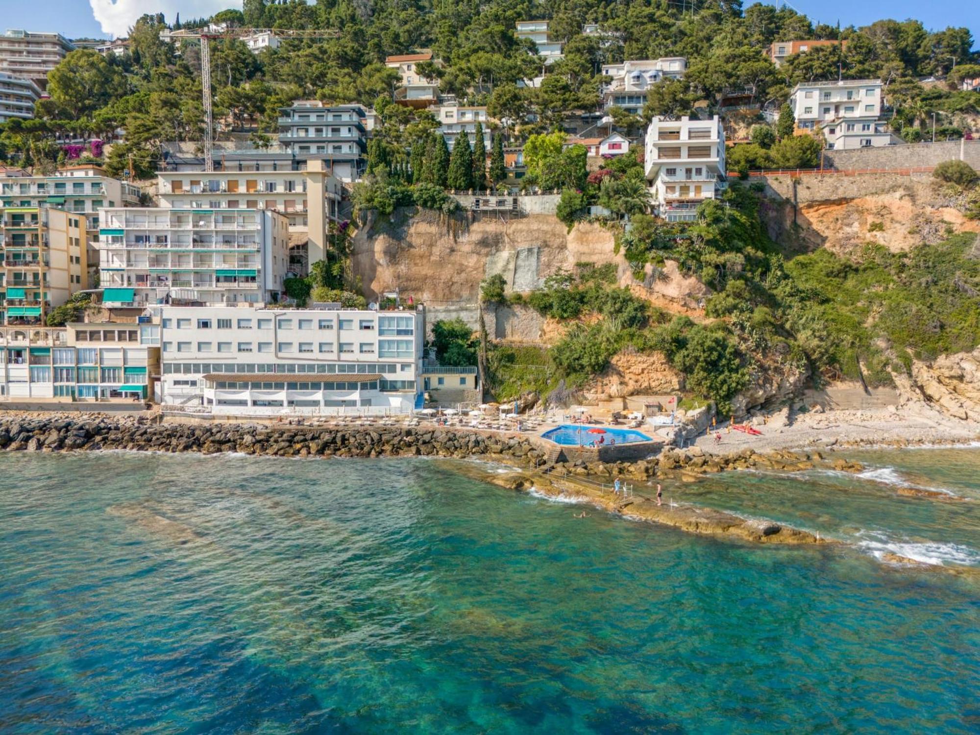 Hotel La Perla Del Capo Оспедалети Екстериор снимка