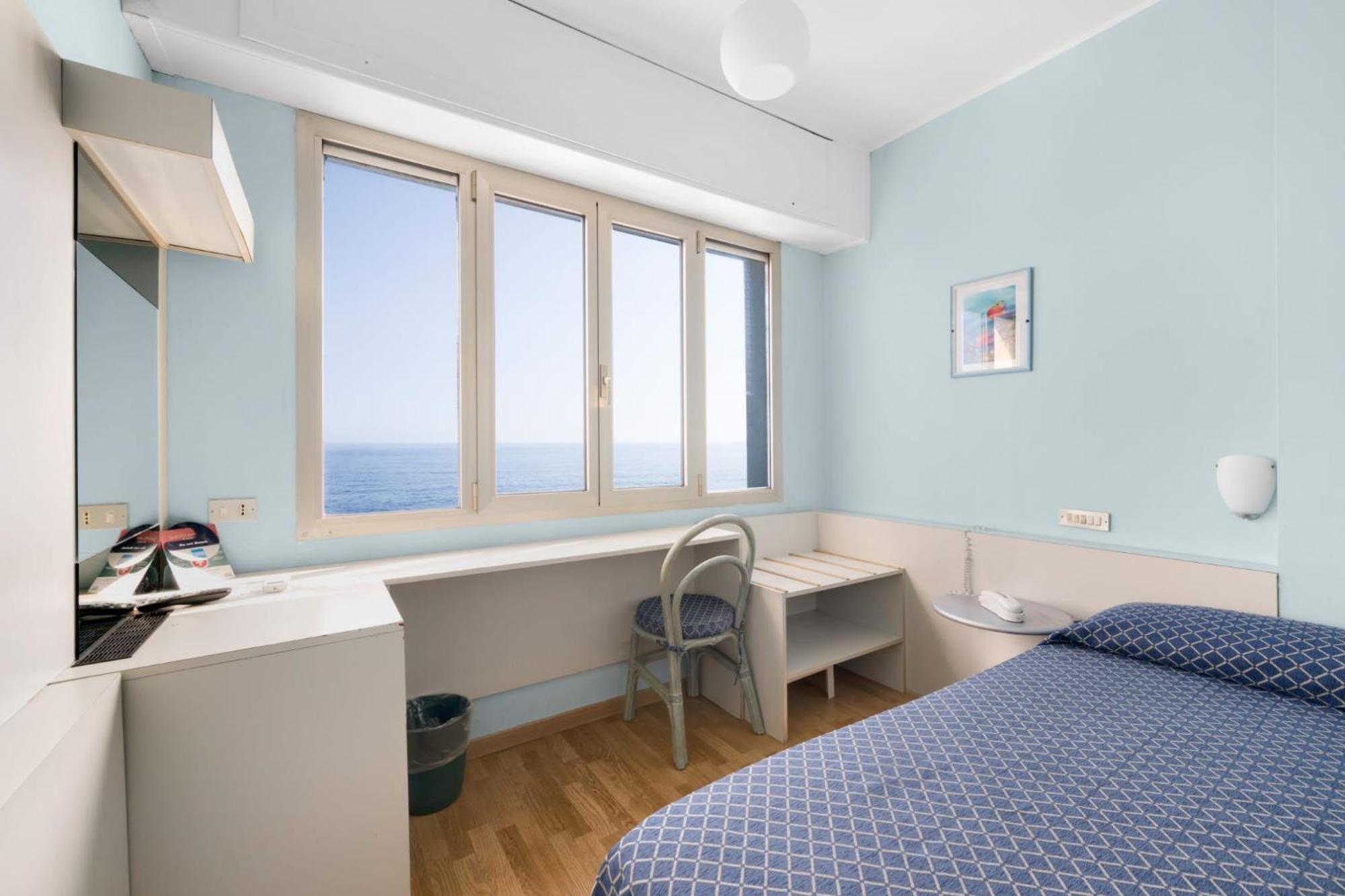 Hotel La Perla Del Capo Оспедалети Екстериор снимка